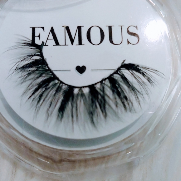 3D 100% Mink lashes - Picture 3 of 3